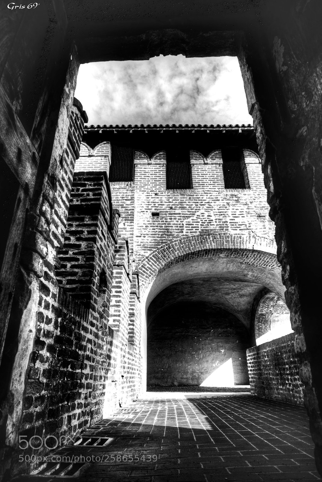 Fujifilm X-T2 sample photo. Castello photography