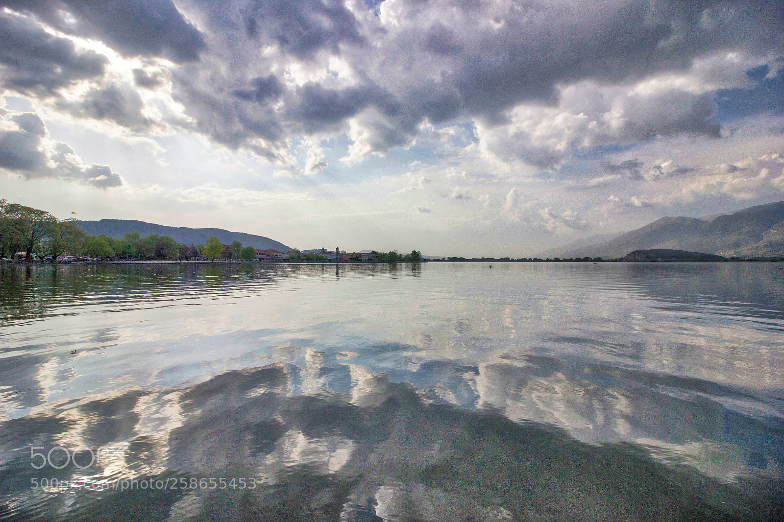 Canon EOS 550D (EOS Rebel T2i / EOS Kiss X4) sample photo. Ioannina lake photography