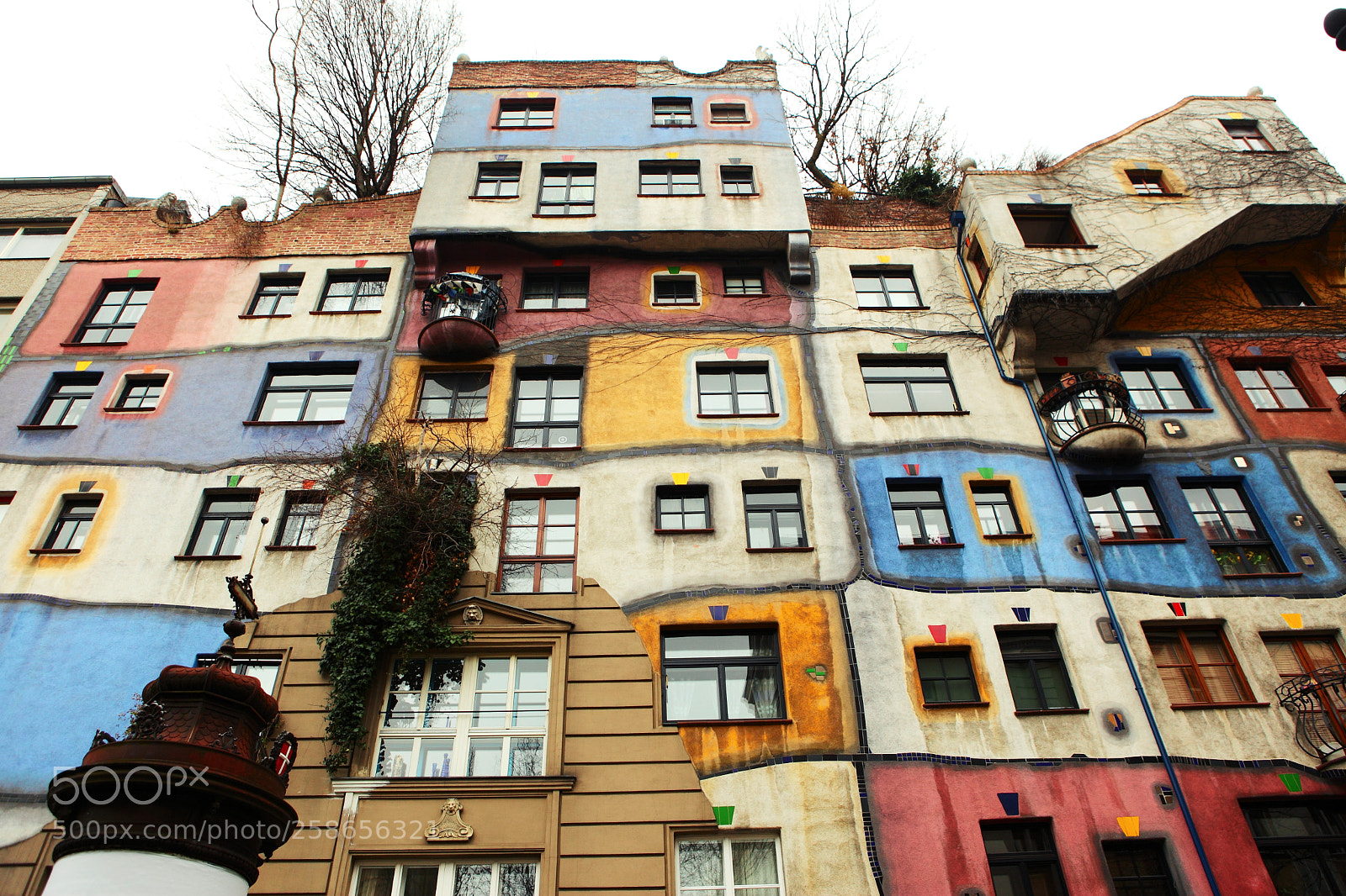 Canon EF 24-70mm F2.8L USM sample photo. Kunsthaus in vienna photography