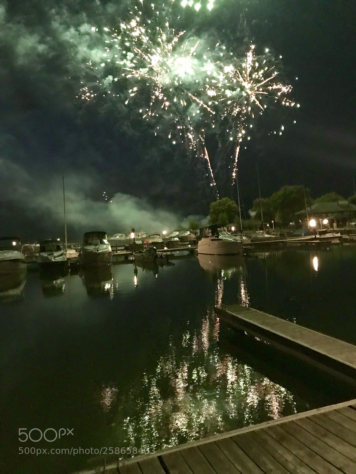 Apple iPhone 7 sample photo. Marine party photography