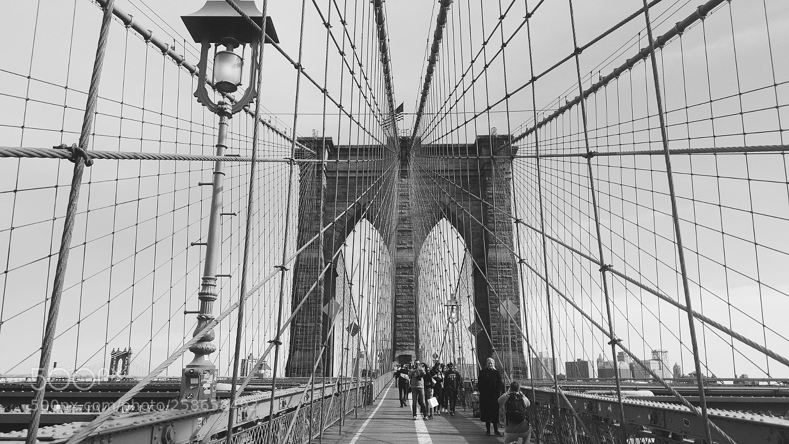 Samsung Galaxy Note5 sample photo. Eye of brooklyn bridge photography