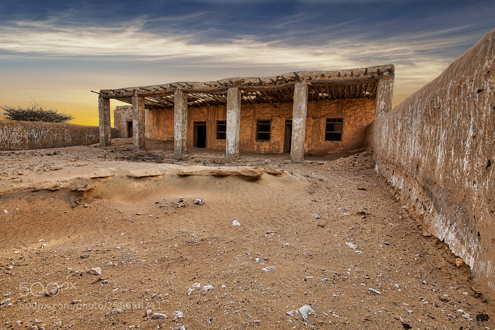 Canon EOS 5D Mark IV sample photo. Deserted photography