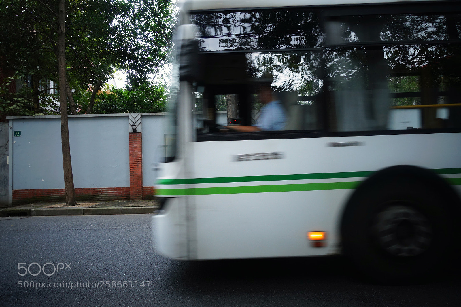 Sony Cyber-shot DSC-RX100 III sample photo. Breaker photography