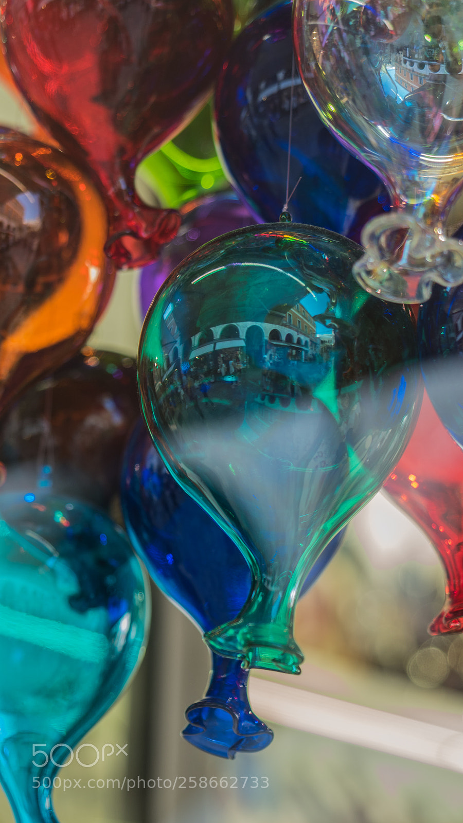 Olympus OM-D E-M5 II sample photo. Bubbles glass photography