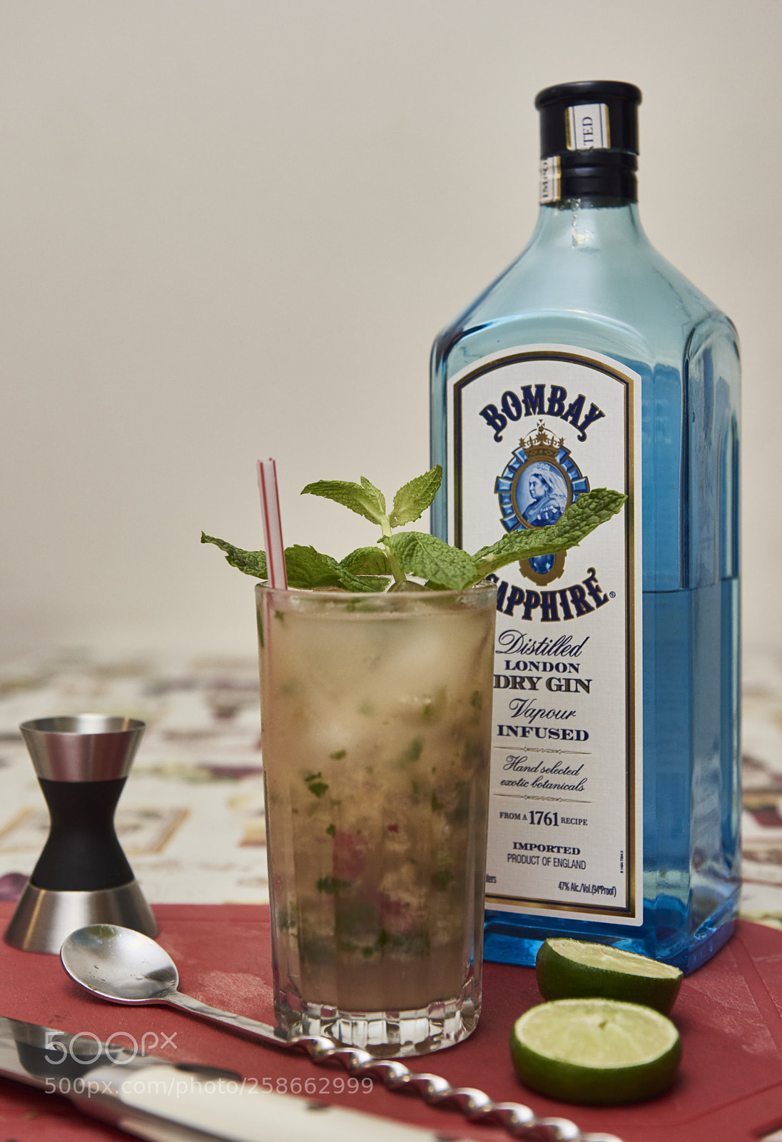 Nikon D810 sample photo. Peach gin ginger beer photography
