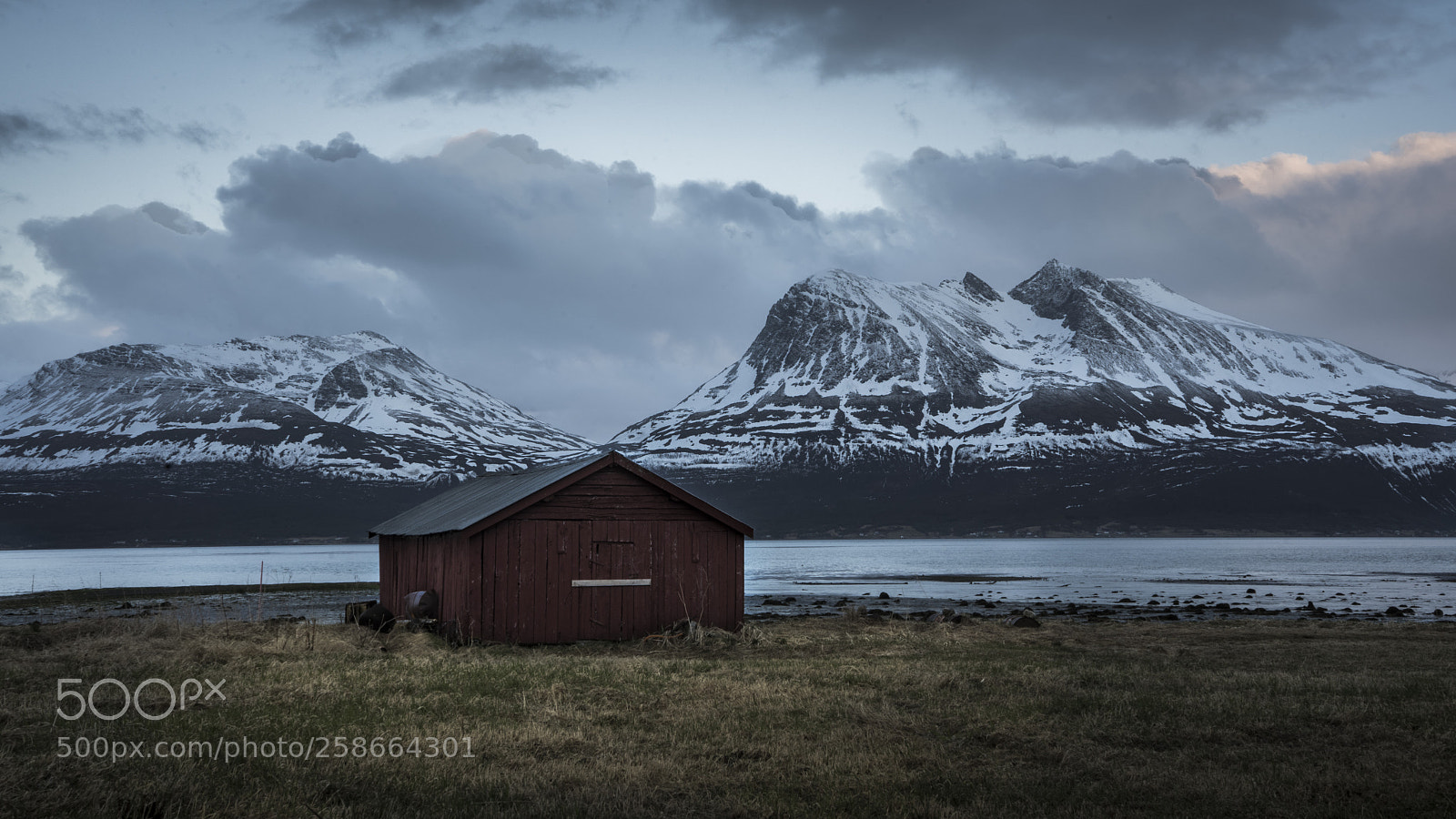 Sony a7 II sample photo. Moody evening in straumsbukta photography