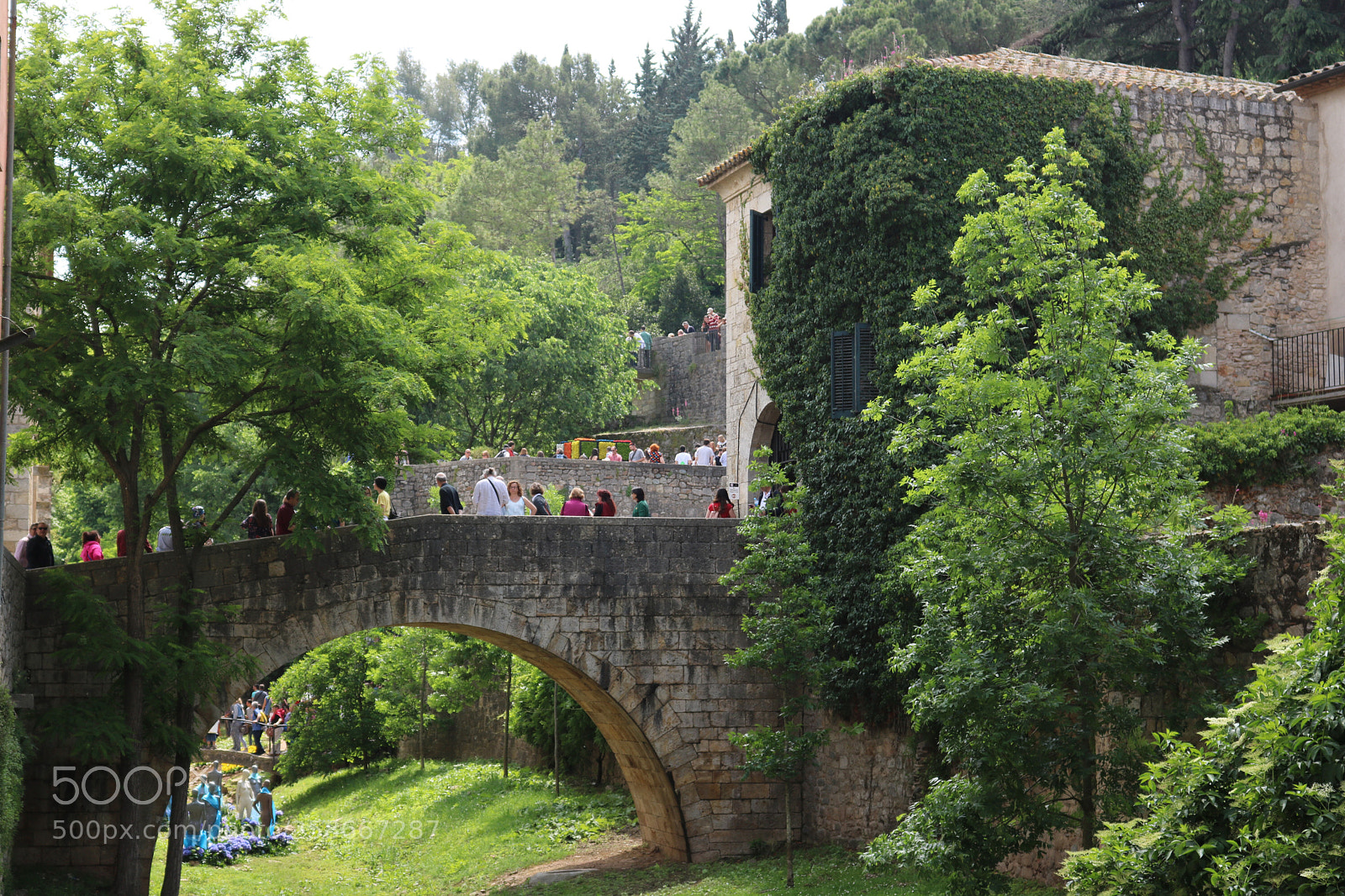 Canon EOS 750D (EOS Rebel T6i / EOS Kiss X8i) sample photo. Girona (catalunya, spain) photography