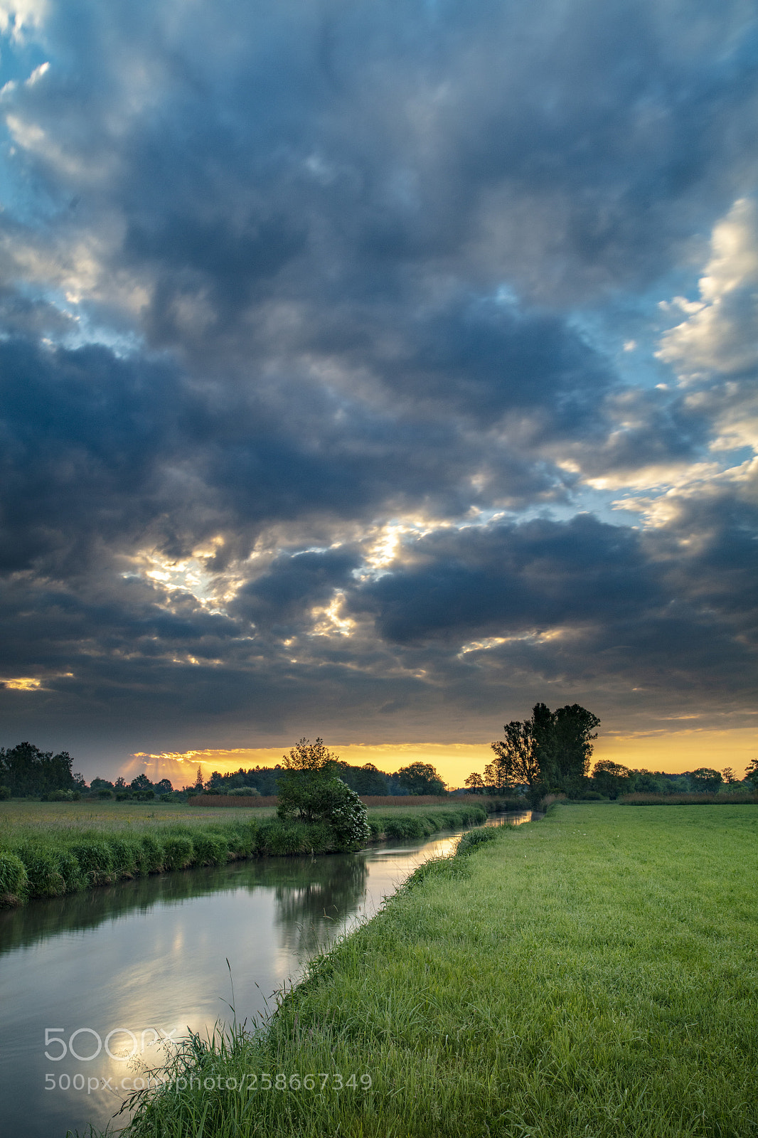 Canon EOS 5DS R sample photo. Sunrise photography