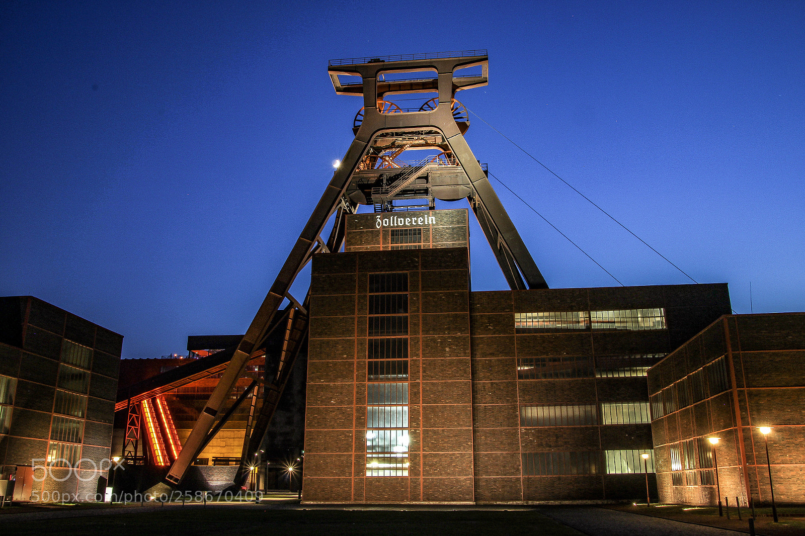 Canon EOS 1200D (EOS Rebel T5 / EOS Kiss X70 / EOS Hi) sample photo. Zeche zollverein  photography