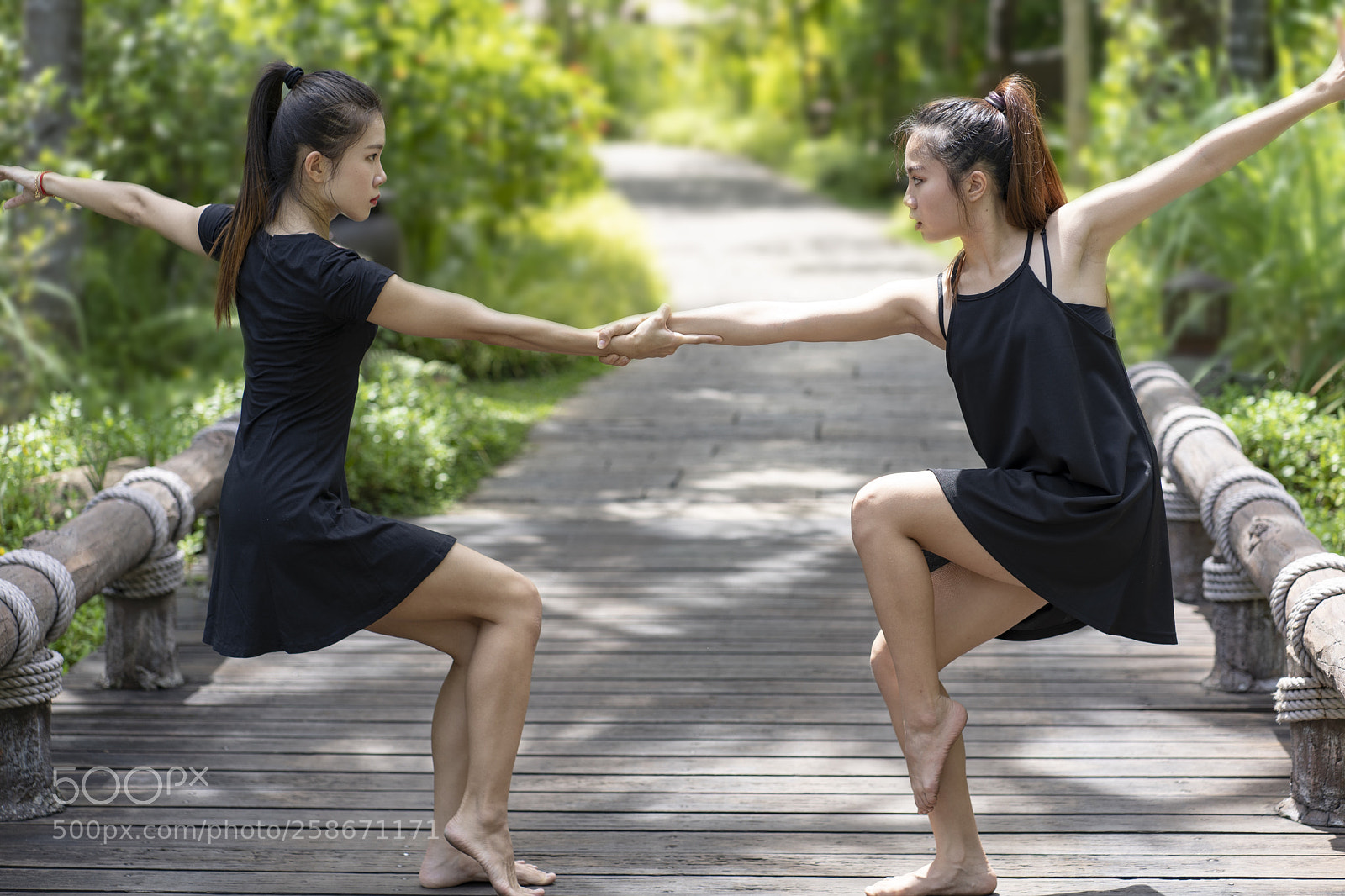 Sony a7 III sample photo. Synchronized dancing photography