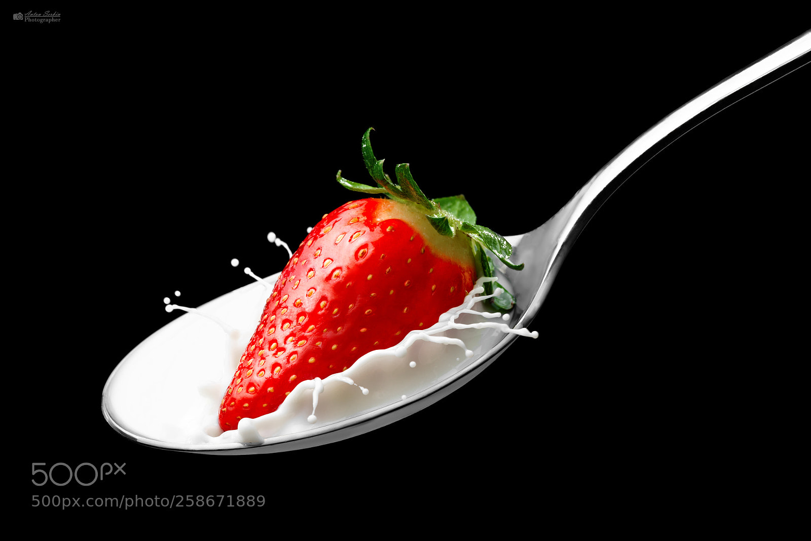 Sony a7R II sample photo. Strawberries with cream photography