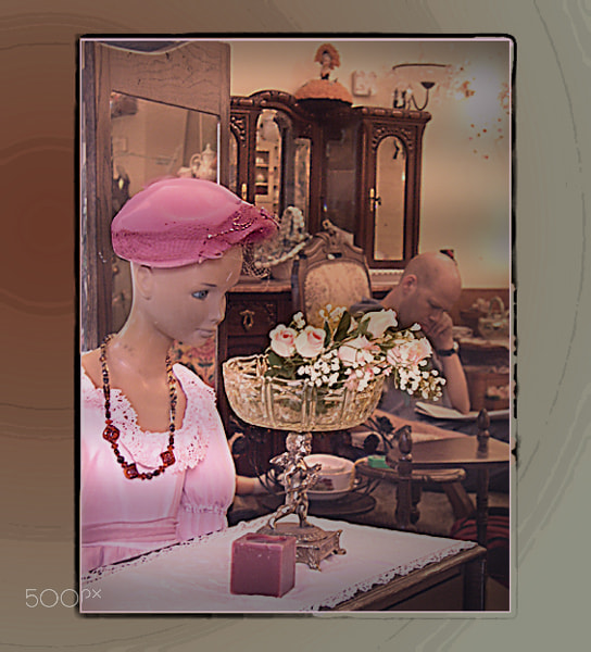 Olympus C5050Z sample photo. La pupee en rose photography