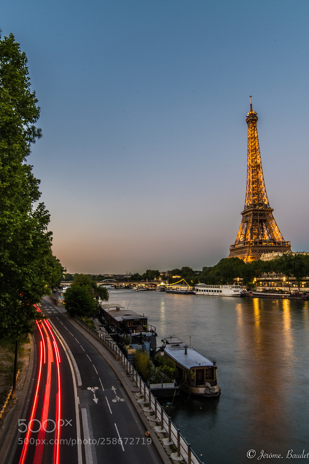 Nikon D7500 sample photo. Eiffel photography
