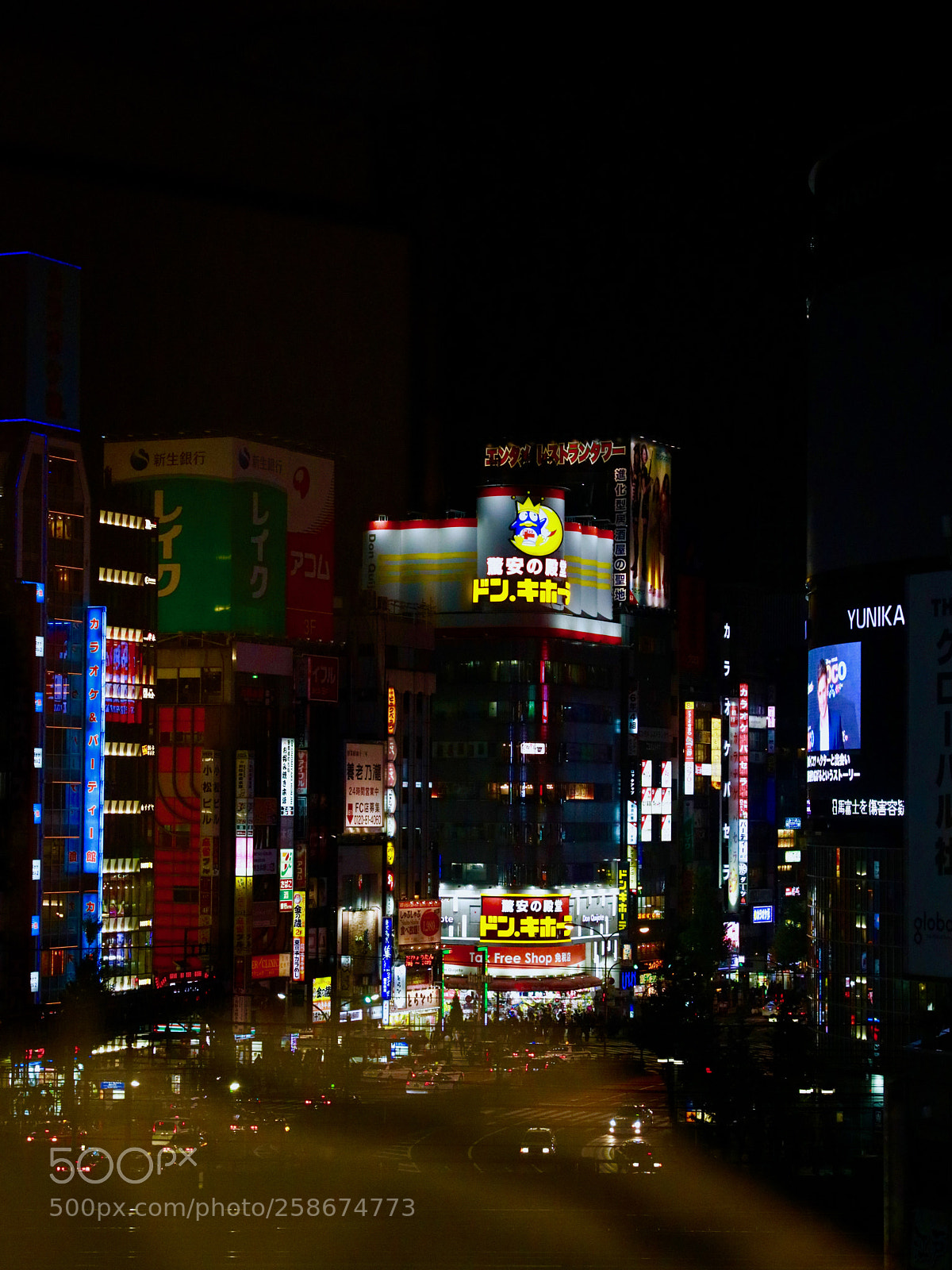 Canon EOS 5DS sample photo. 新宿 photography