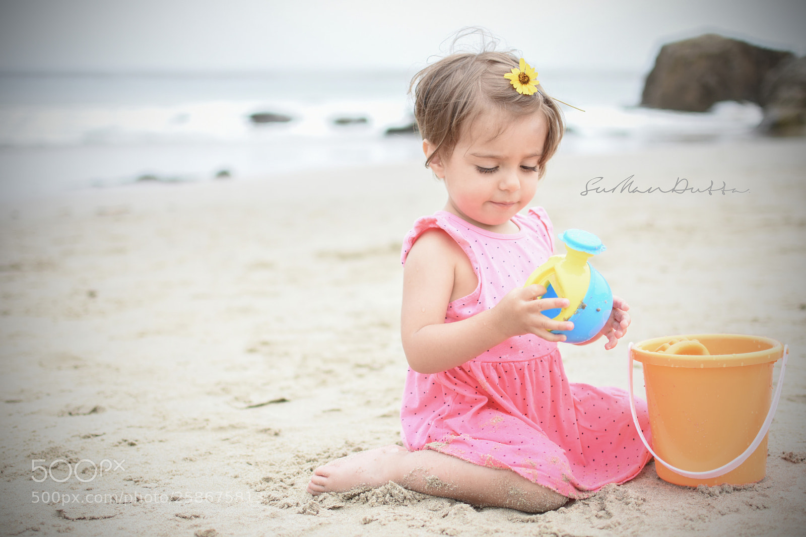 Nikon D7200 sample photo. Kid playing on beach photography