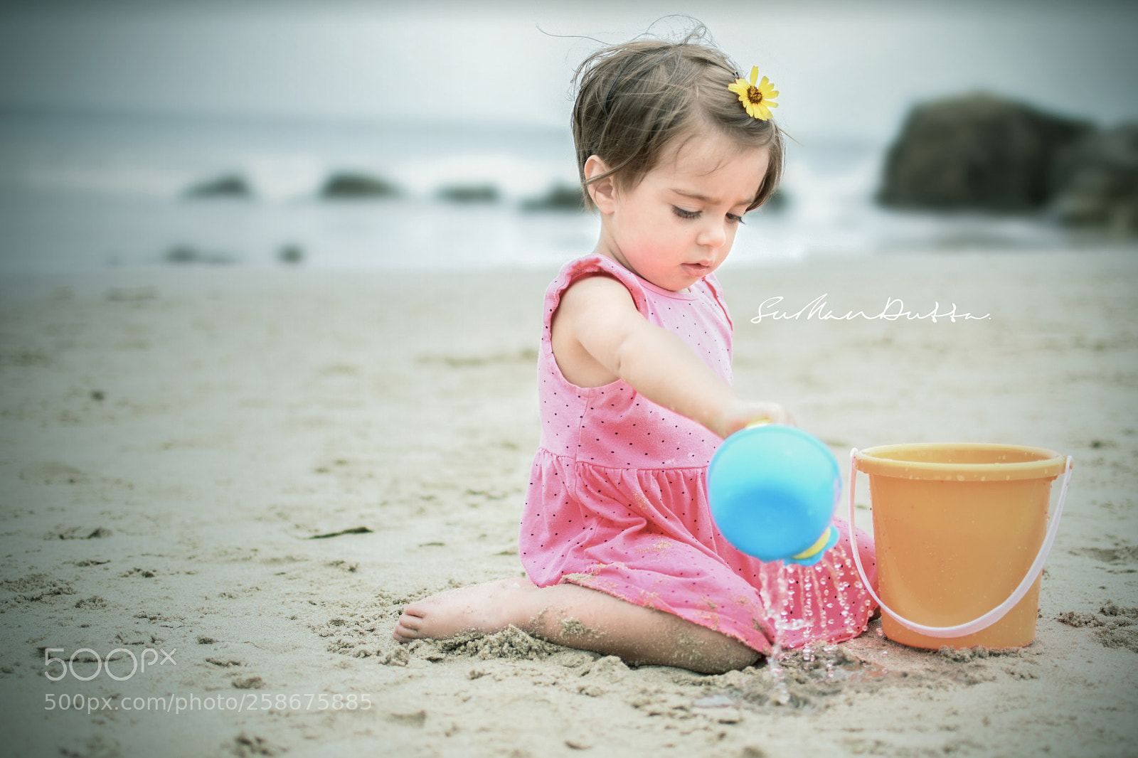 Nikon D7200 sample photo. Kid playing on beach photography