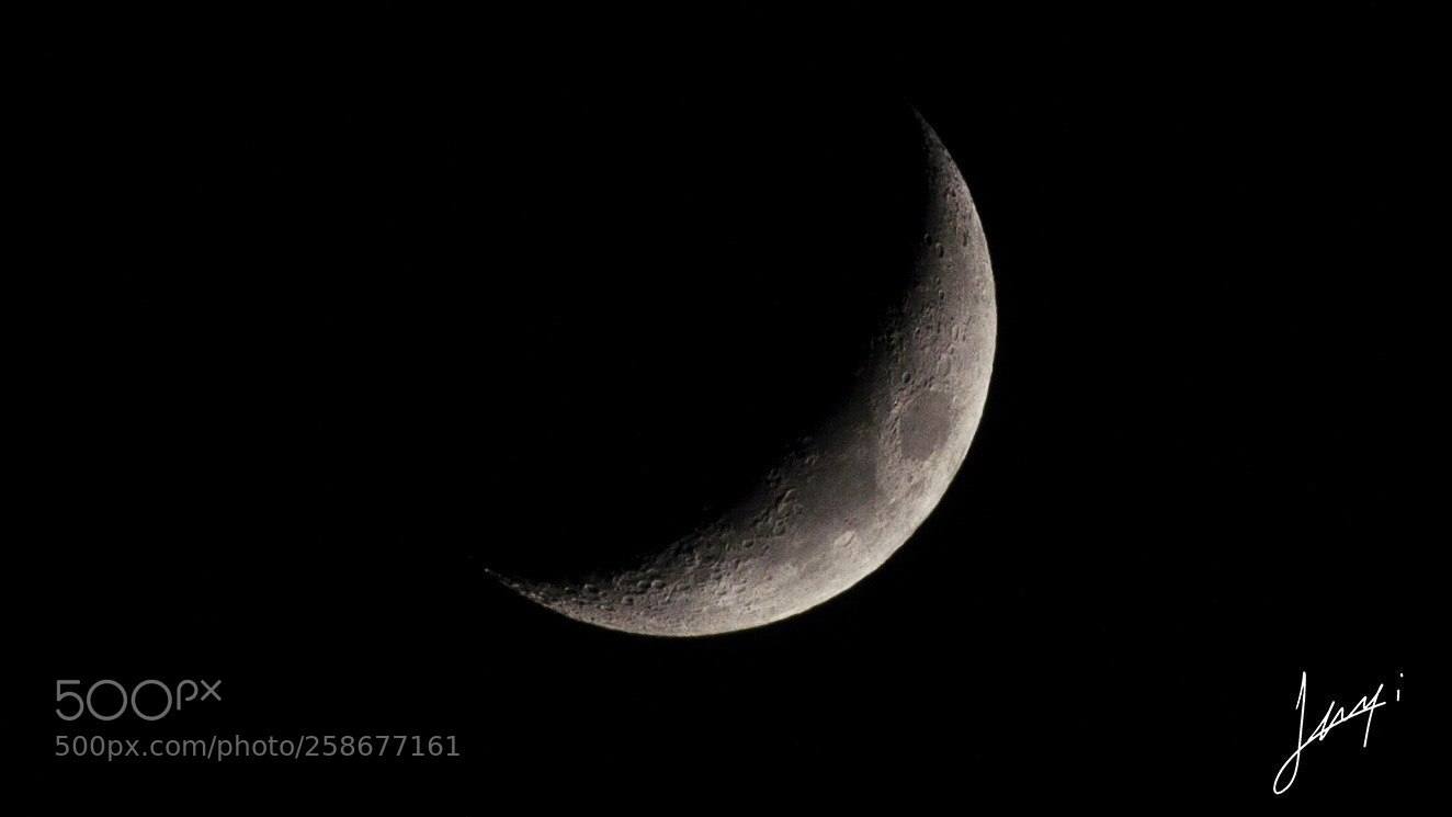 Nikon D7000 sample photo. Moon photography