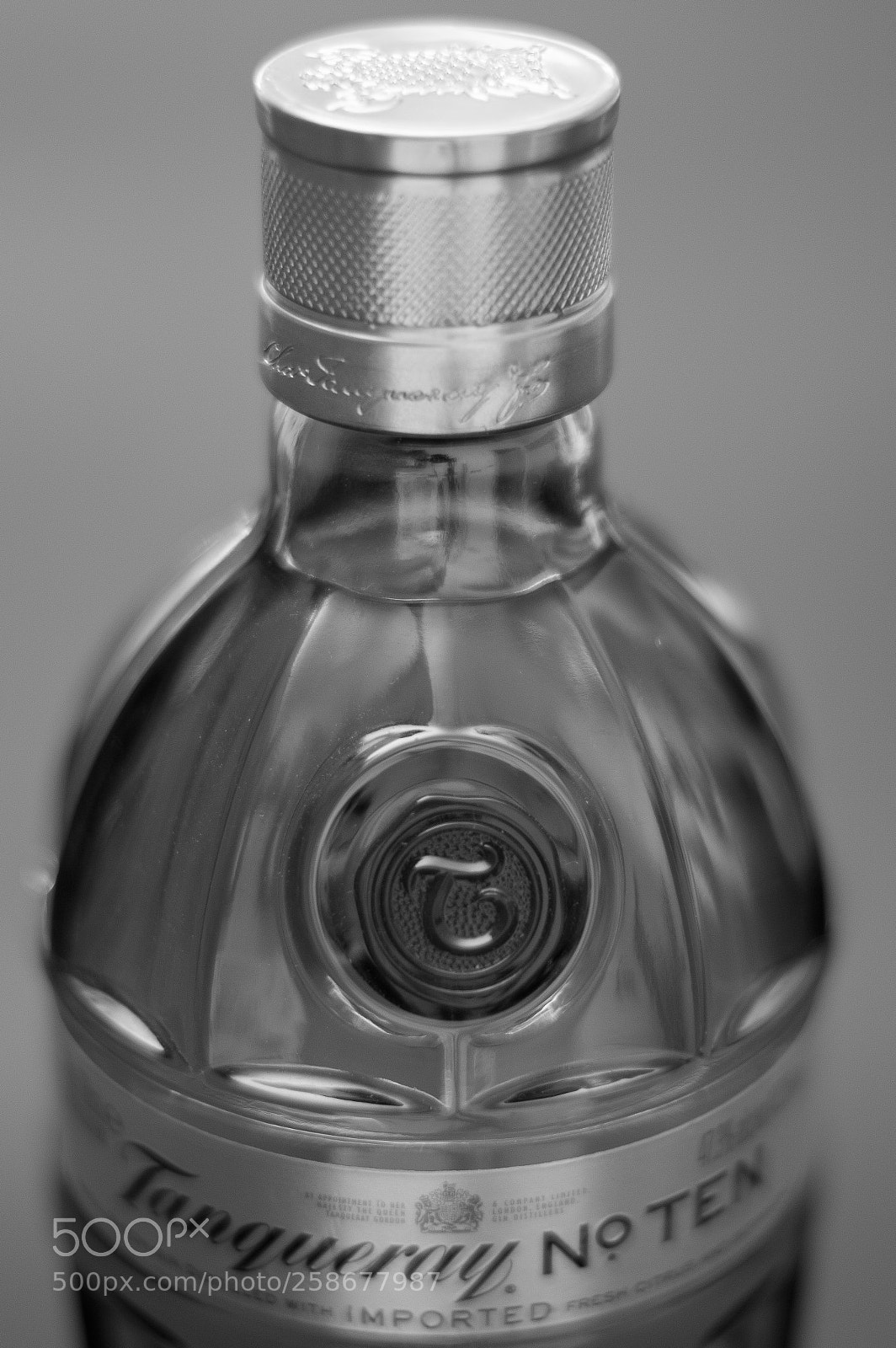 Nikon D3200 sample photo. Gin photography