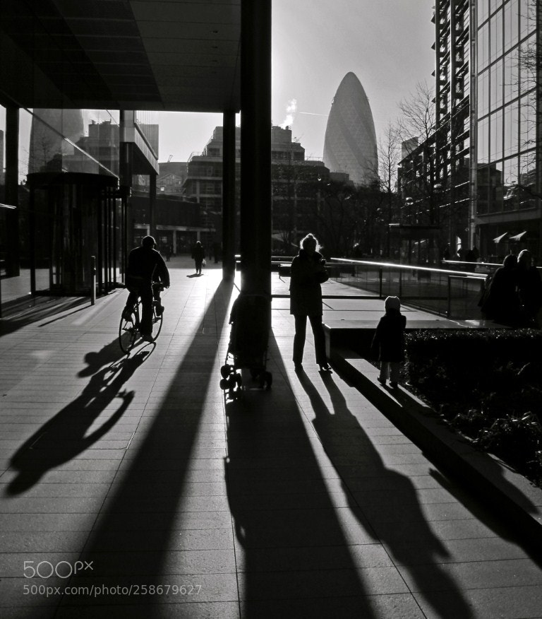 Canon PowerShot G11 sample photo. Somewhere in london photography