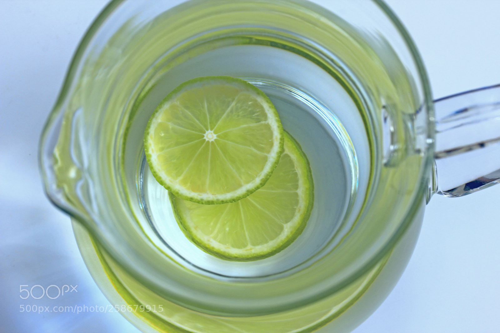 Canon EOS 550D (EOS Rebel T2i / EOS Kiss X4) sample photo. Freshness of lime in photography
