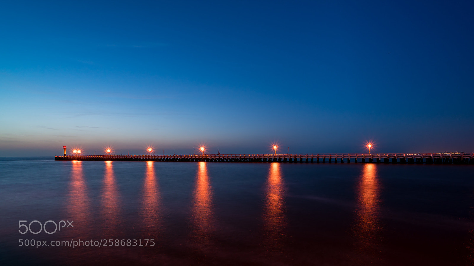 Sony a7R II sample photo. Dusk pier photography