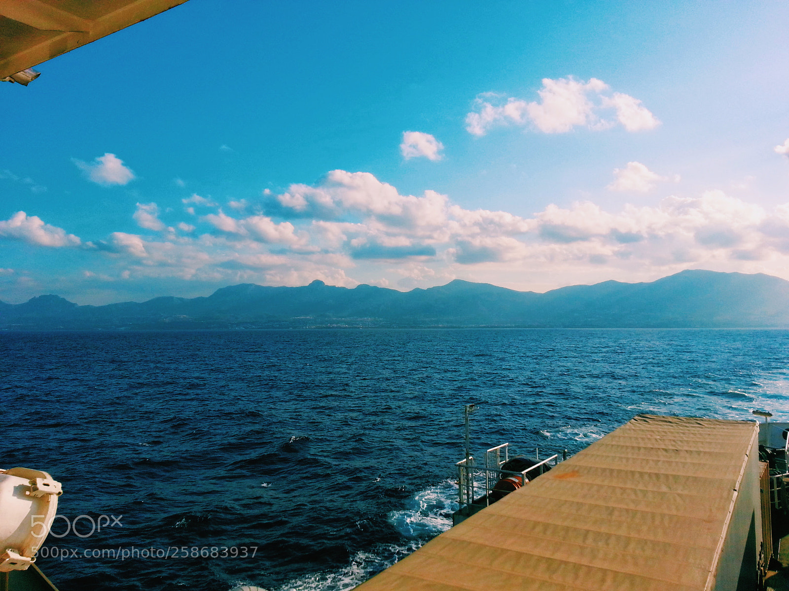 Samsung Galaxy S3 sample photo. The boat photography