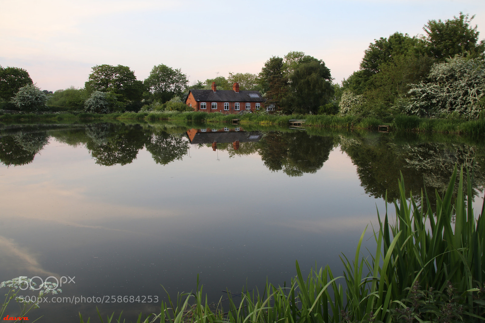 Canon EOS 80D sample photo. Kingswood junction photography