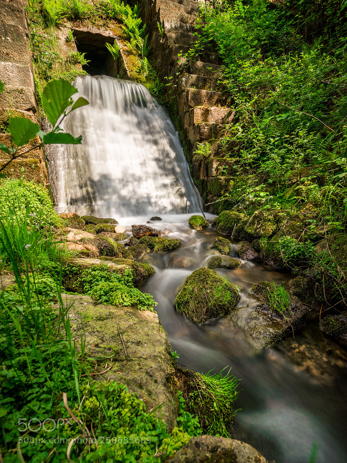 Sony a6300 sample photo. Creek photography