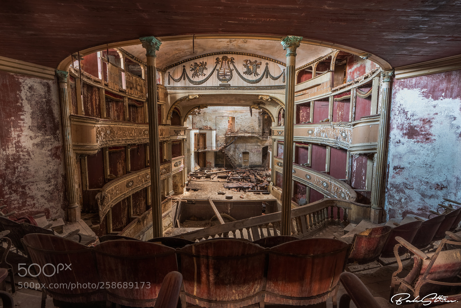 Sony a7R III sample photo. Standing ovation!! ? ? ? photography