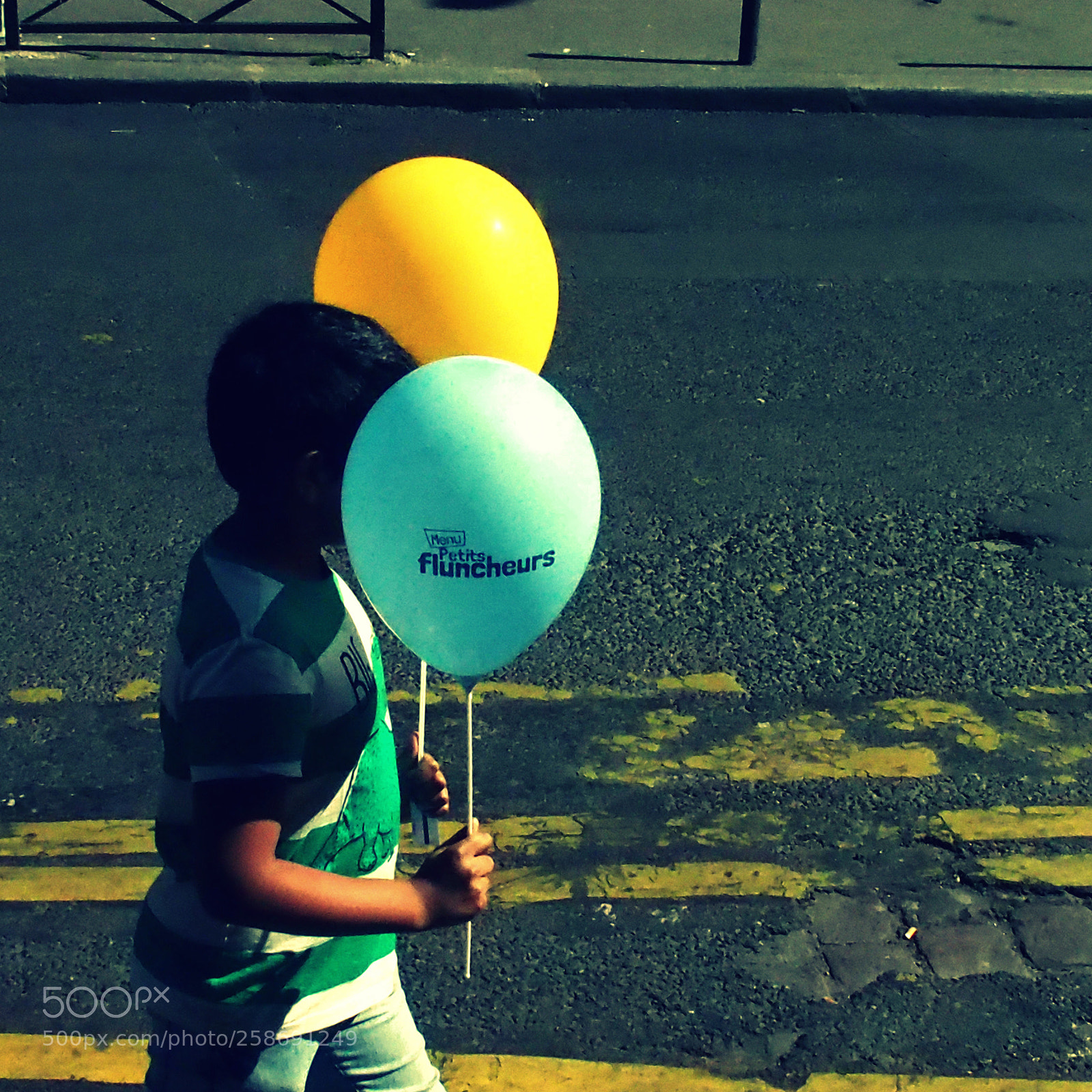 Olympus OM-D E-M5 sample photo. Yellowalk #1 photography