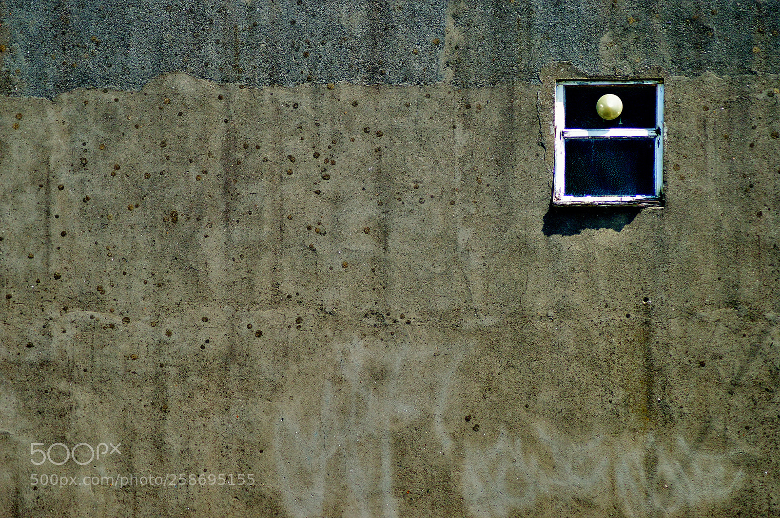 Nikon D3200 sample photo. A wall photography