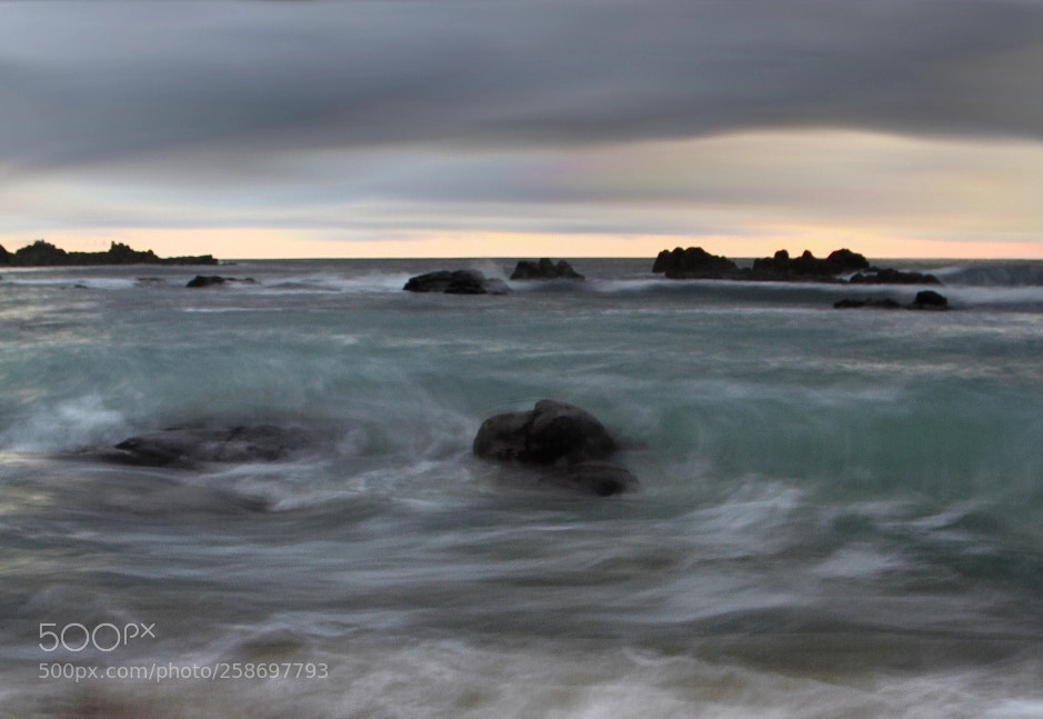 Canon EOS 7D + Canon EF 24-105mm F4L IS USM sample photo. Dancing wave photography