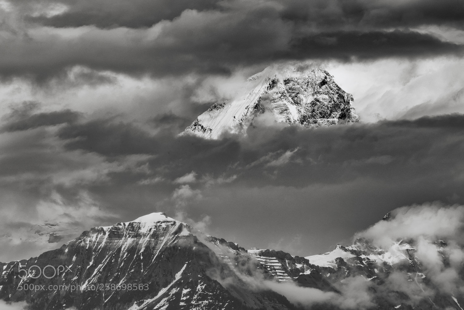 Sony a99 II sample photo. Eiger mit männlichen photography