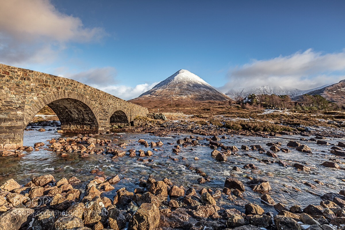 Canon EOS 5D Mark IV sample photo. The old bridge  photography