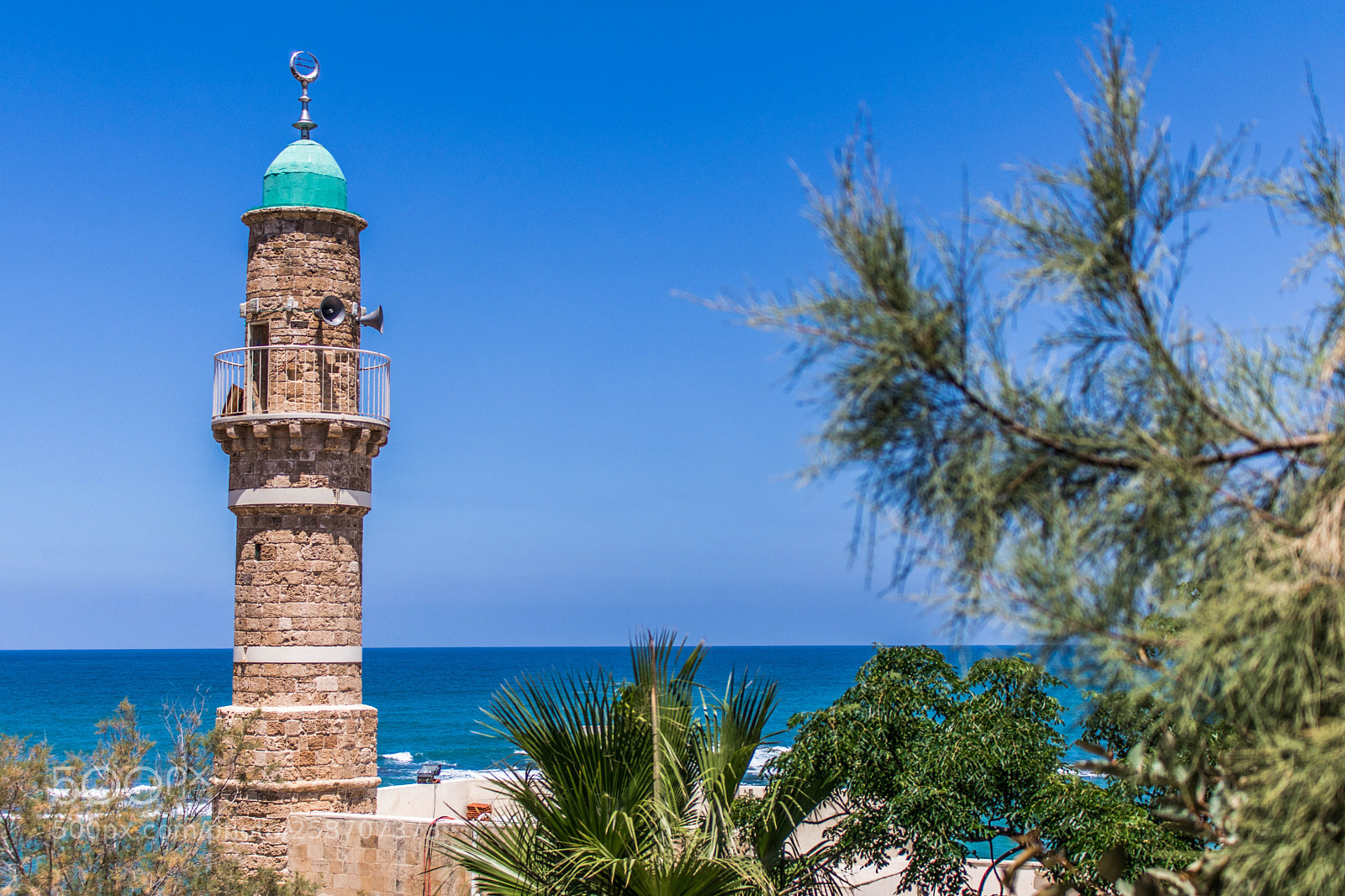 Canon EOS 80D sample photo. Lighthouse near the mediterranean photography