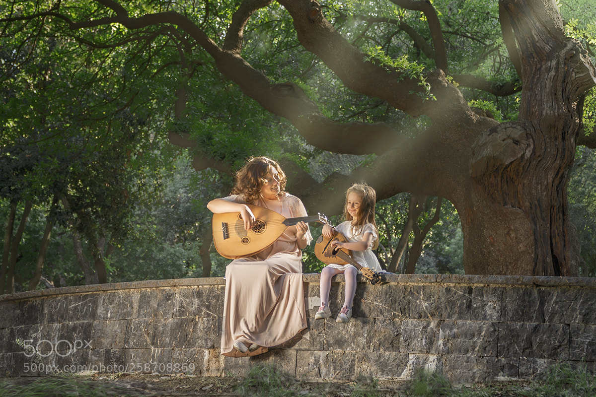 Sony a6000 sample photo. Music everywhere photography