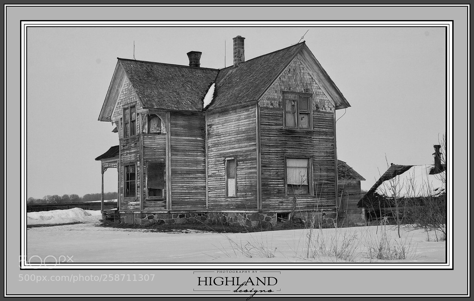 Canon EOS 30D sample photo. Decaying victorian photography