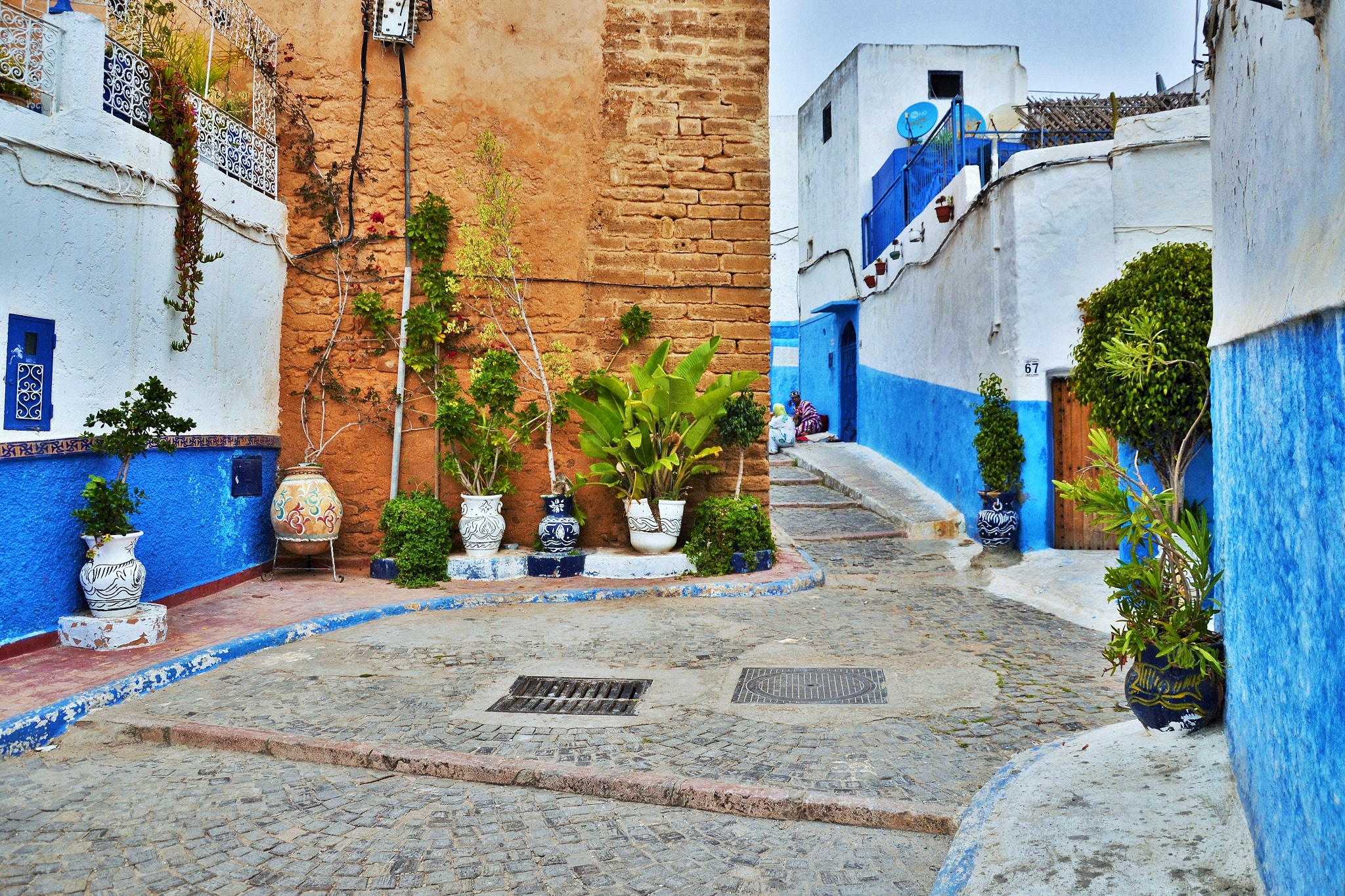 Nikon D3100 sample photo. Blue street photography
