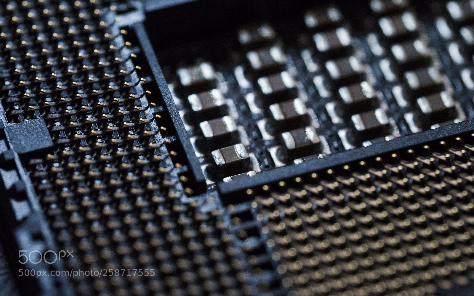 Panasonic Lumix DC-G9 sample photo. Cpu footprint photography
