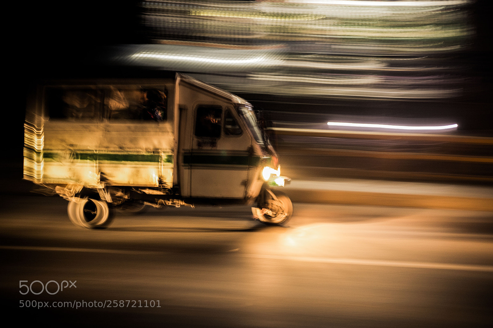 Canon EOS 6D sample photo. Tuk tuk photography