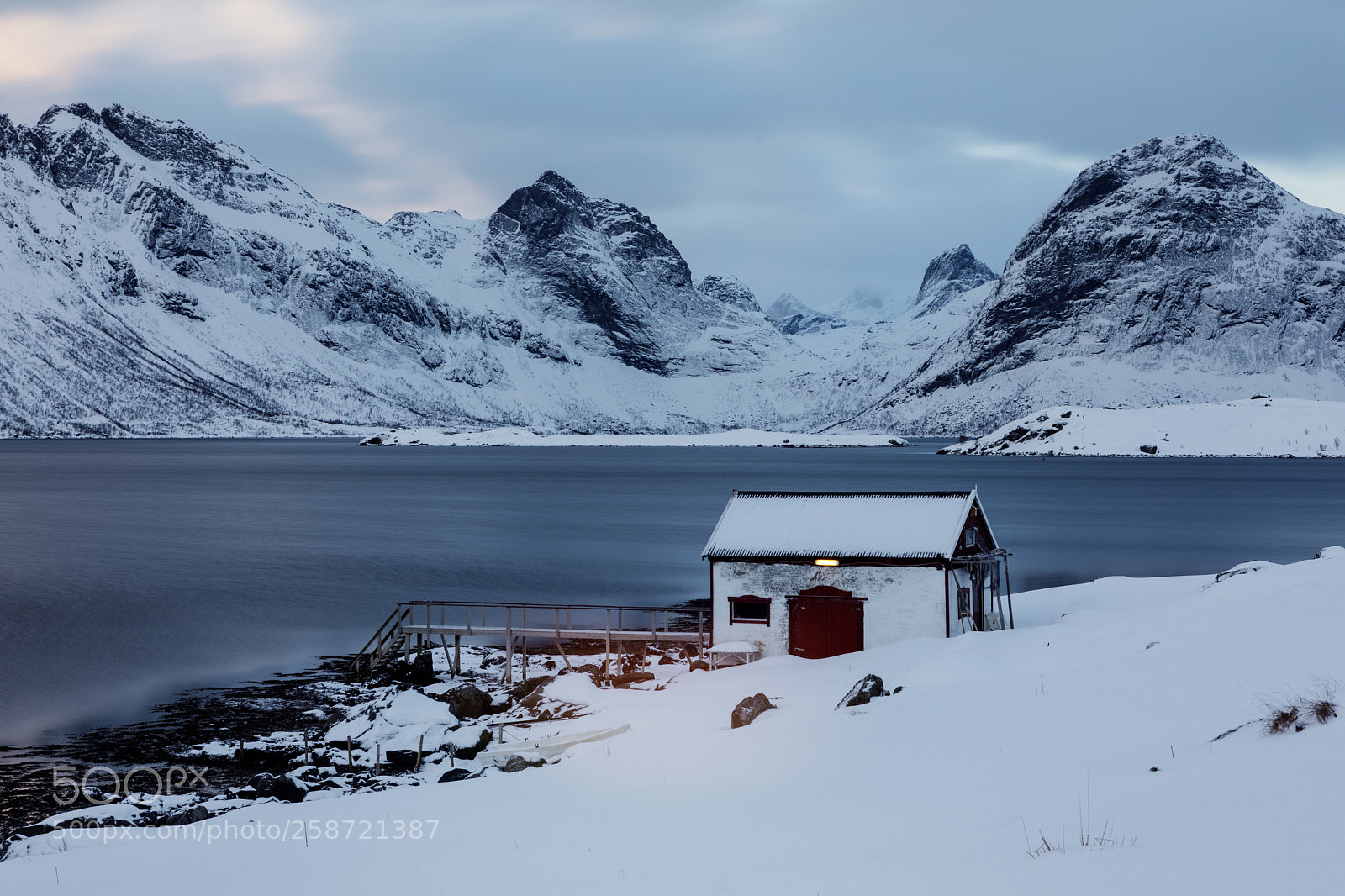 Canon EOS 5D Mark IV sample photo. Lofoten photography