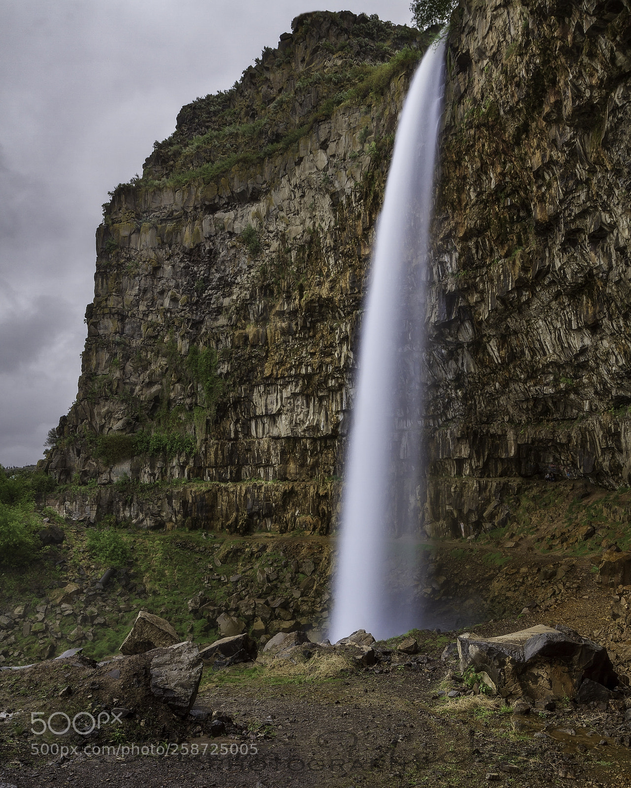 Canon EOS 7D sample photo. Gone in a mist  photography