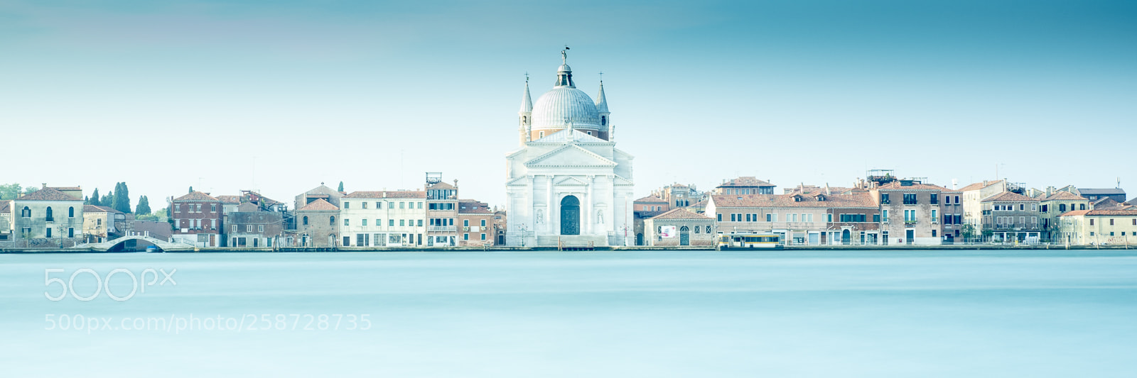 Olympus OM-D E-M1 Mark II sample photo. Monastero suore clarisse photography