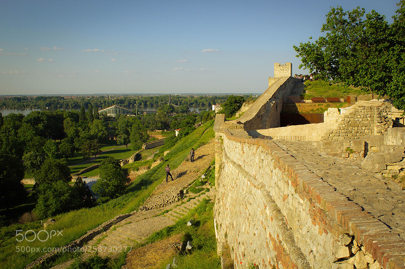 Canon EOS 1200D (EOS Rebel T5 / EOS Kiss X70 / EOS Hi) sample photo. Walls of kalemegdan fortress photography