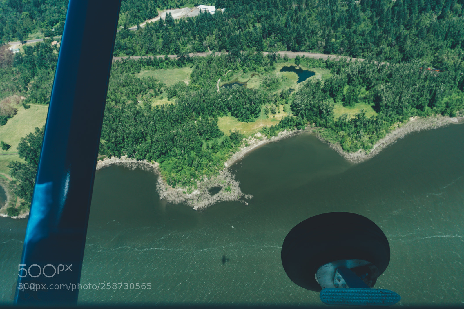 Sony a6300 sample photo. Flying over photography