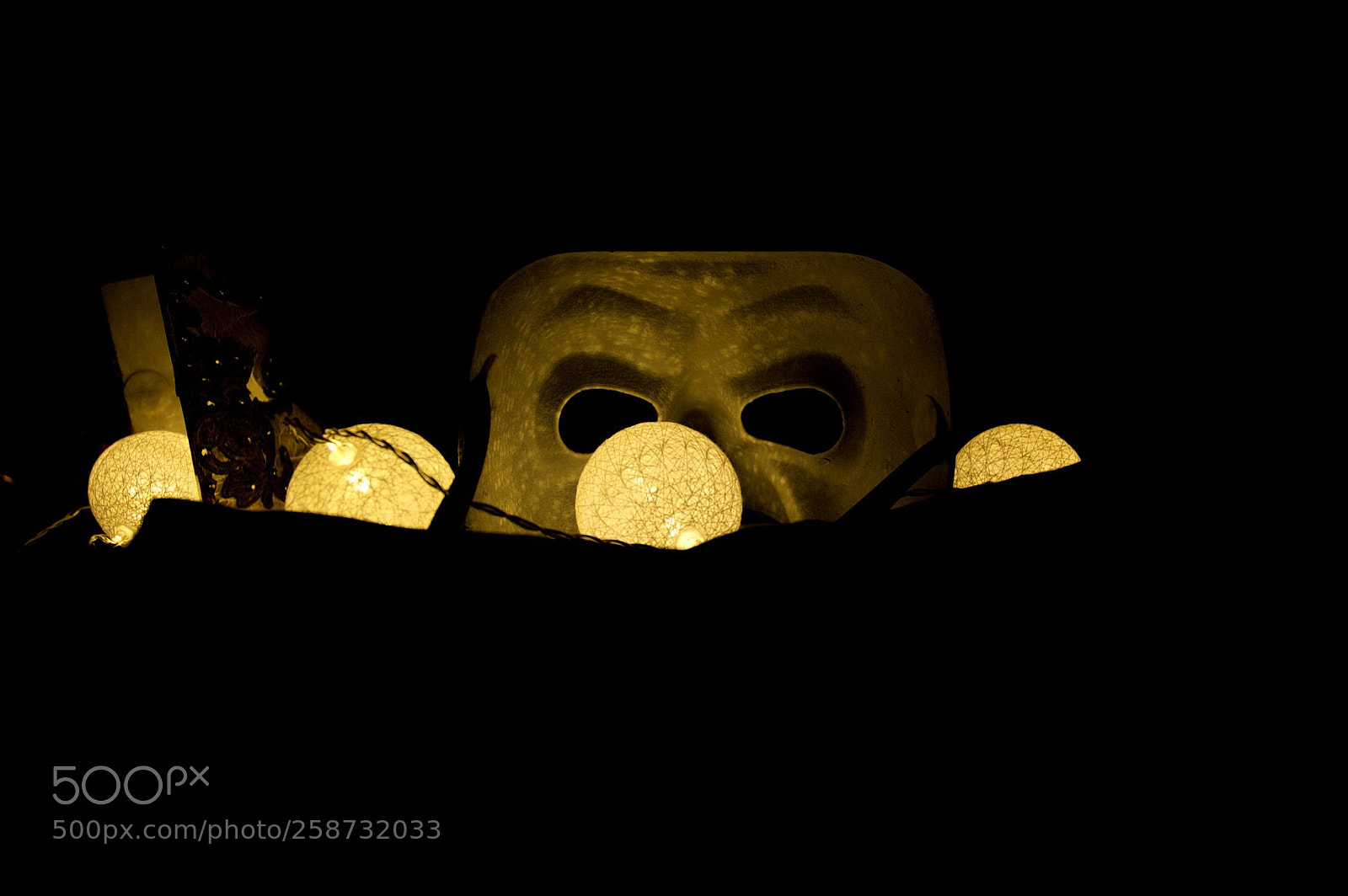 Nikon D70s sample photo. Mask and lights photography