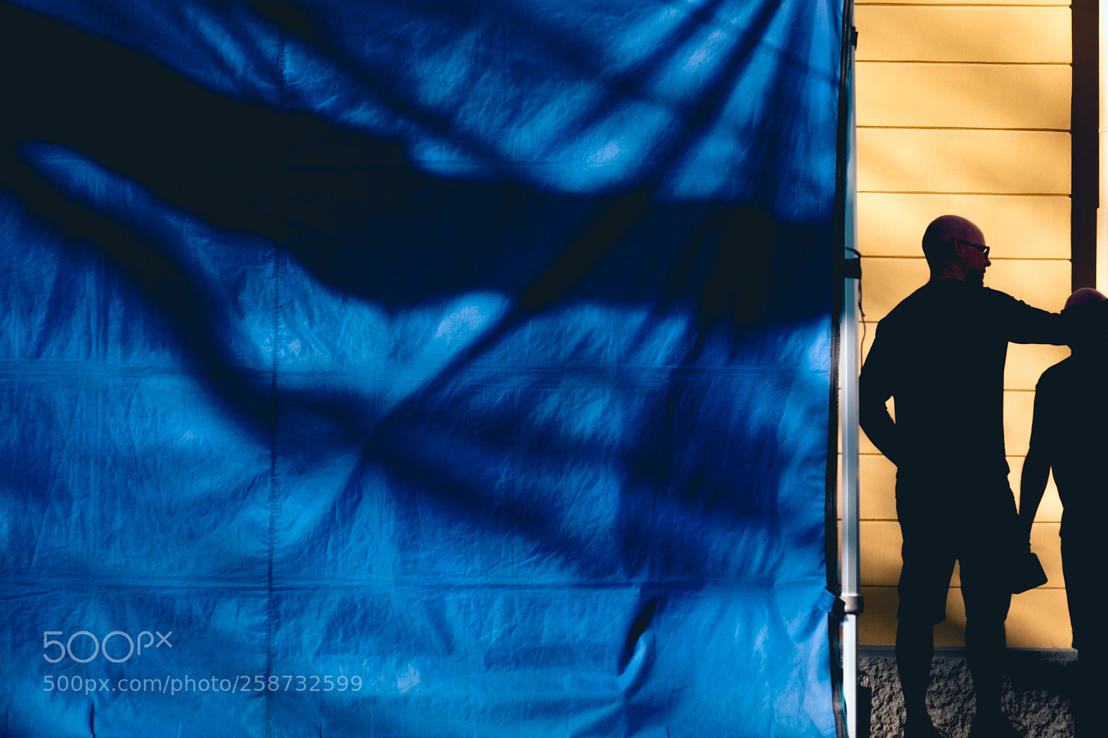 Fujifilm X-T1 sample photo. Blue vs yellow photography