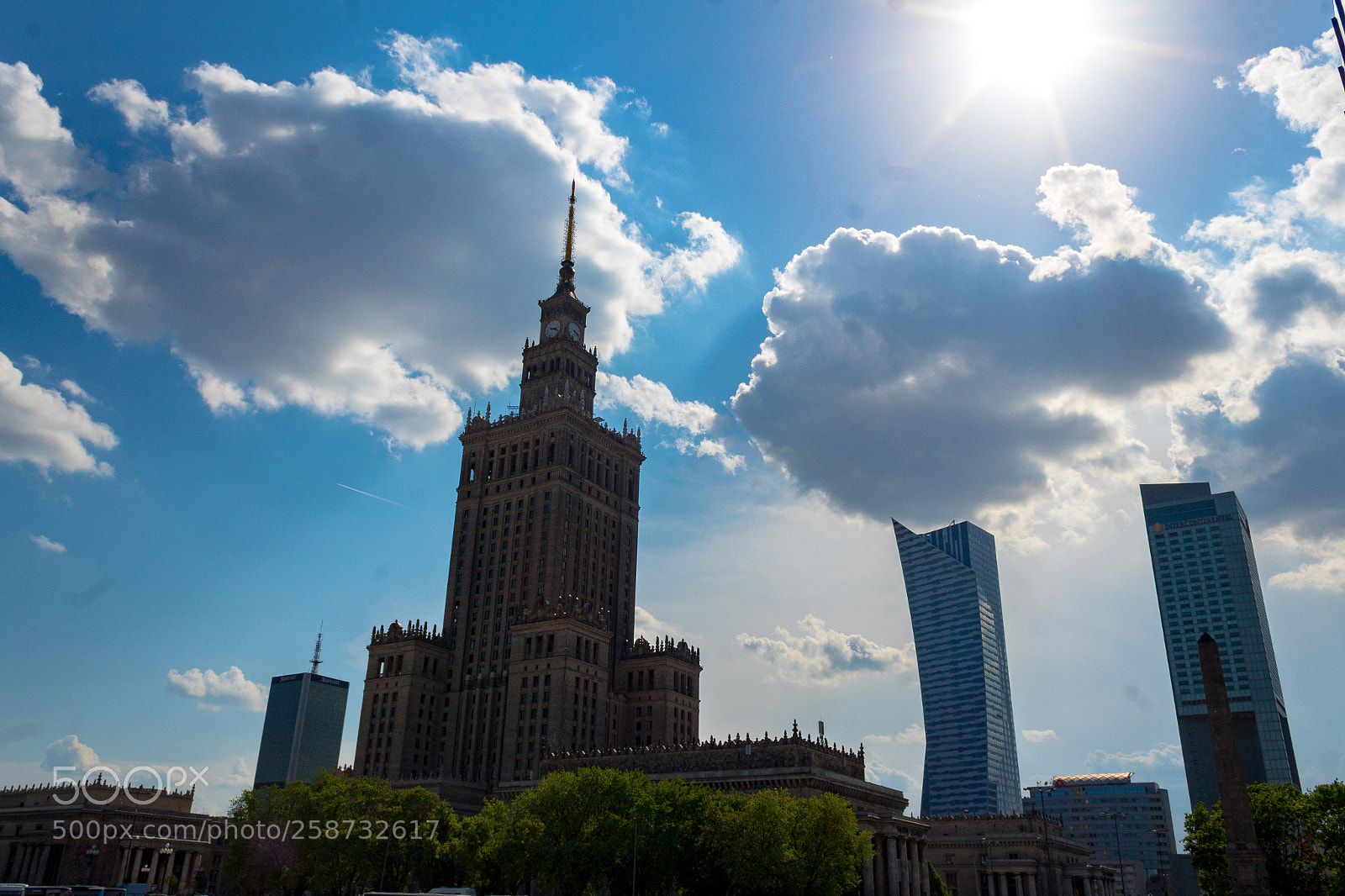 Canon EOS 1300D (EOS Rebel T6 / EOS Kiss X80) sample photo. Warsaw photography