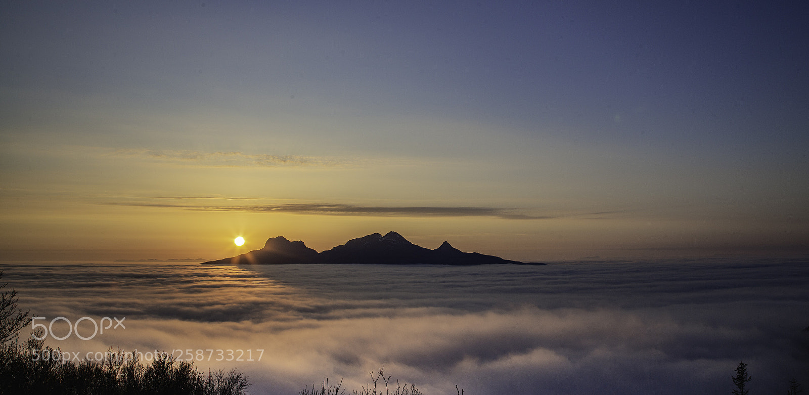 Canon EOS 6D sample photo. Ocean of fog photography