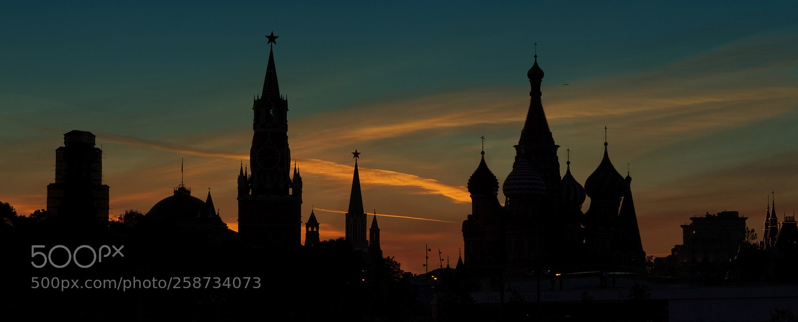 Canon EOS 7D sample photo. Закат над Кремлем photography